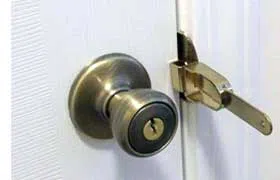 Affordable Locksmith Services Shawnee, KS 913-322-2653 Affordable Locksmith Services Shawnee, KS 913-322-2653 - master-key-01